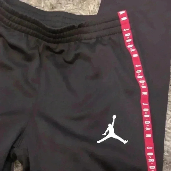Jordan Air Boys sweatpants size large (12-13 years old) - Picture 4 of 7